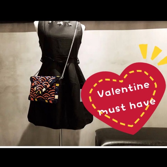 Embroidered clutch/crossbody bag - Picture 2 of 2